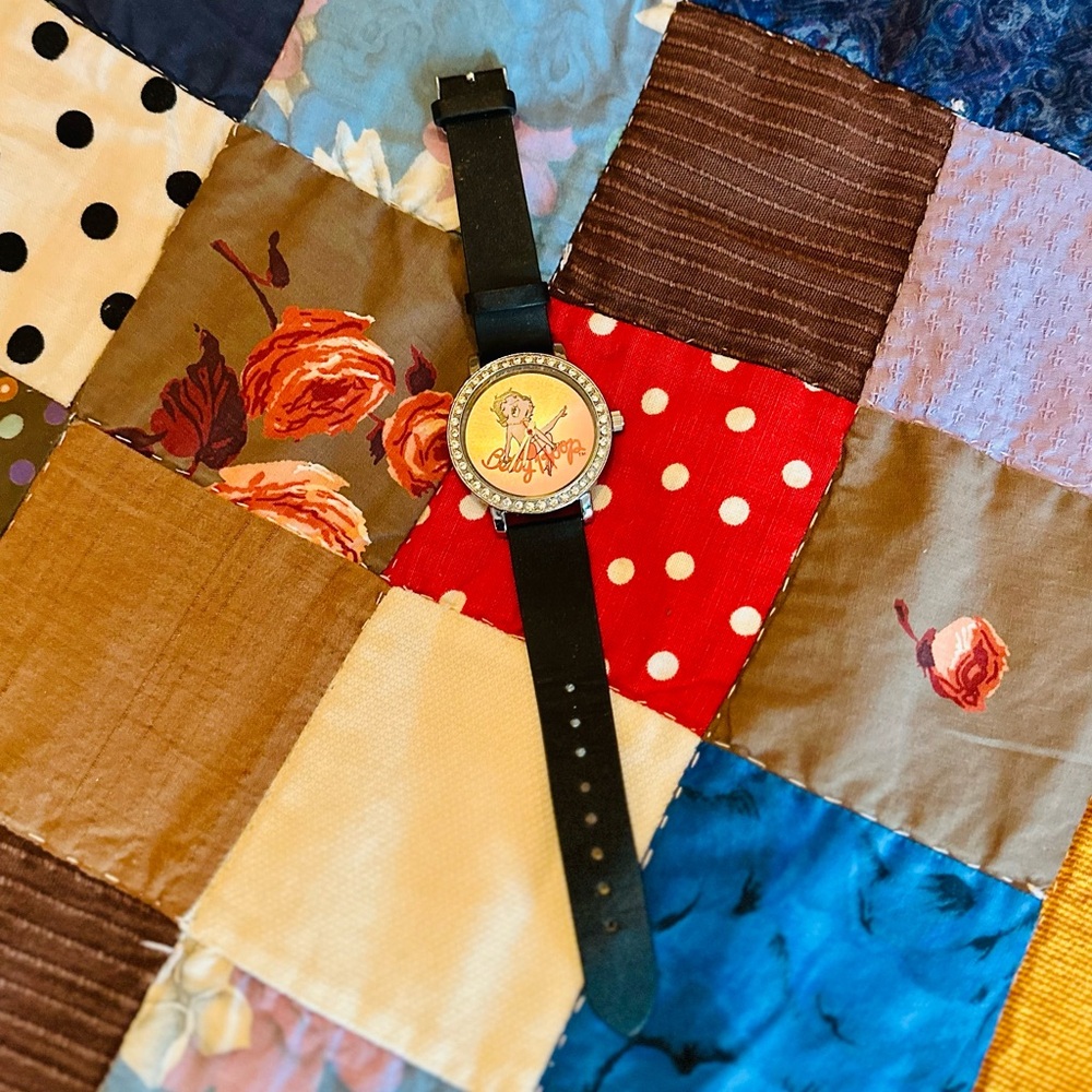 VTG Betty Boop watch ❤️
